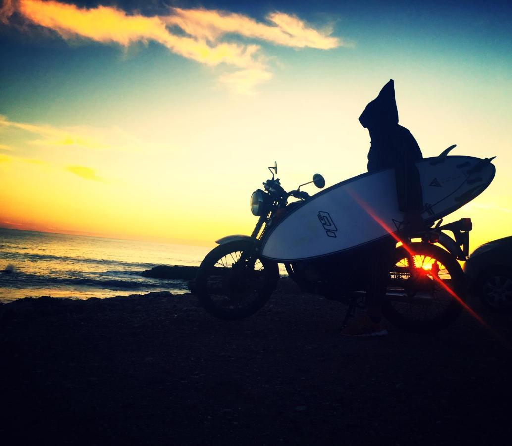 Boilers Surf House Hostel Tamri ภายนอก รูปภาพ